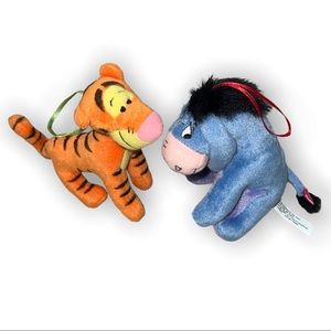 vintage 1998 avon tigger & eeyore plush Christmas ornaments